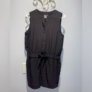 32 Degrees Cool Black Sleeveless Romper - Medium